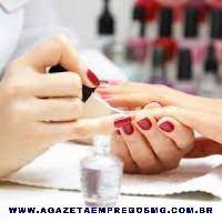 MANICURES E NAIL DESIGNERS